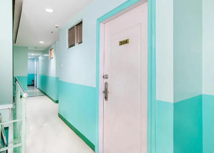 Lucky Binondo Hotel